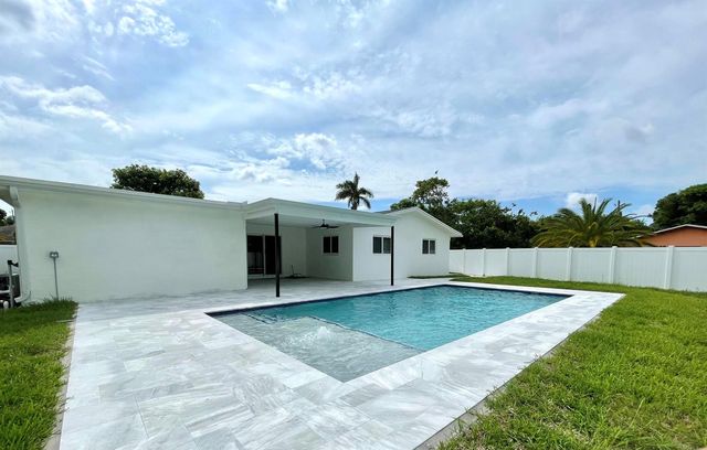 1101 NW 5th Avenue, Boca Raton, FL 33432