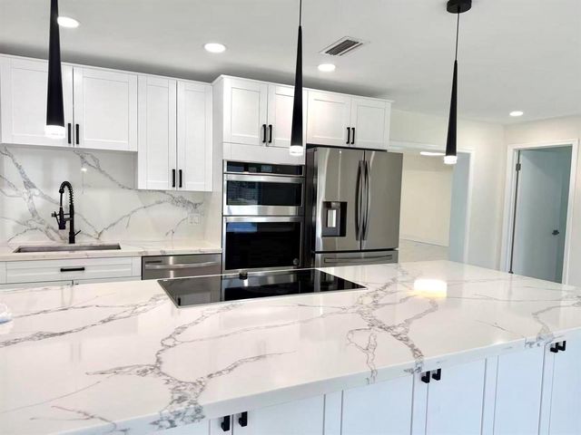 1101 NW 5th Avenue, Boca Raton, FL 33432