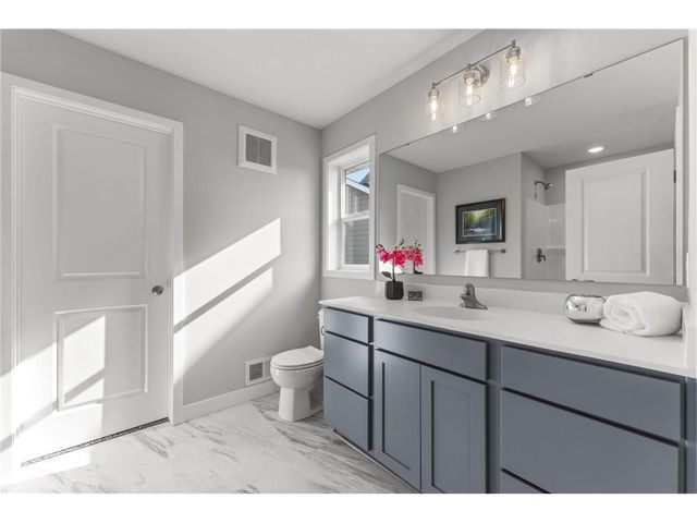 316 Distel Drive, Le Sueur, MN 56058