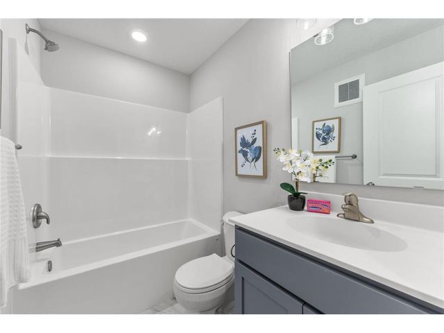 316 Distel Drive, Le Sueur, MN 56058