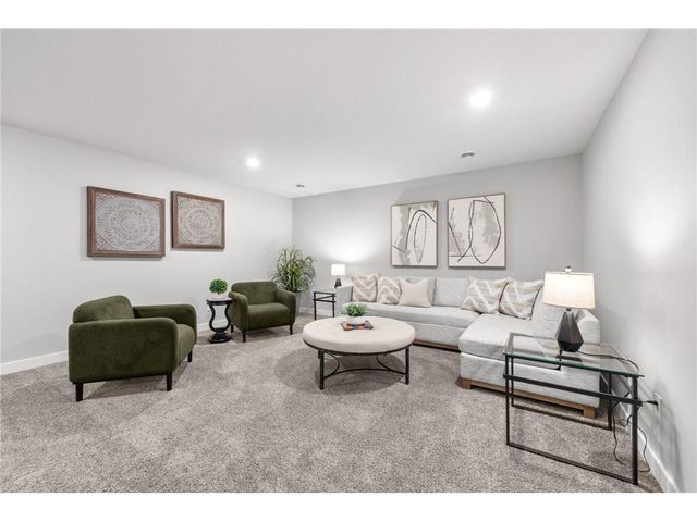 316 Distel Drive, Le Sueur, MN 56058