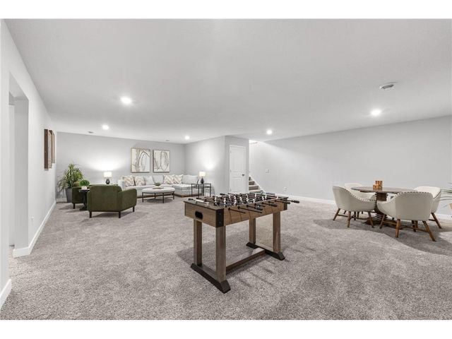 316 Distel Drive, Le Sueur, MN 56058