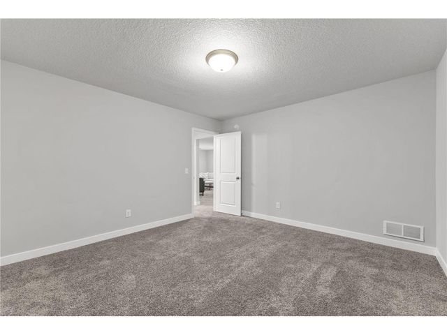 316 Distel Drive, Le Sueur, MN 56058
