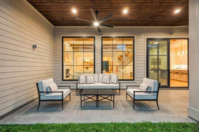 1204 W Drew Street, Houston, TX 77006