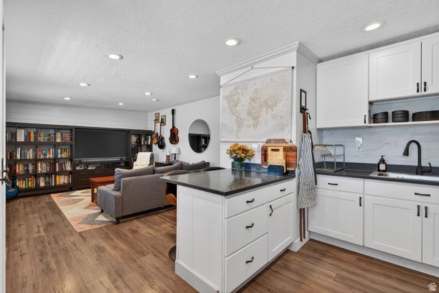 756 E CARNATION DR, Sandy, UT 84094