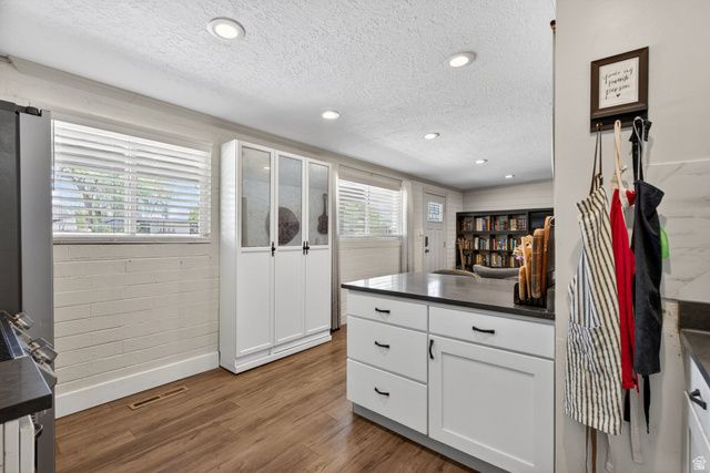 756 E CARNATION DR, Sandy, UT 84094