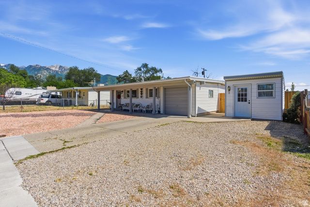 756 E CARNATION DR, Sandy, UT 84094
