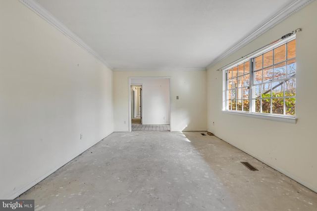 216 EMERALD HILL DR, Fort Washington, MD 20744