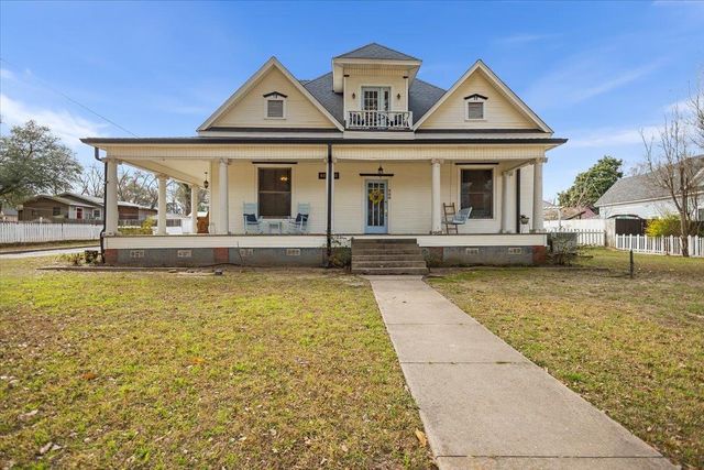 308 S Montgomery, Gilmer, TX 75645