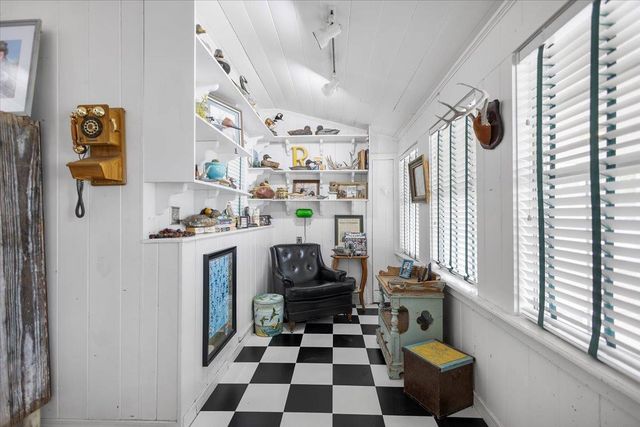 308 S Montgomery, Gilmer, TX 75645