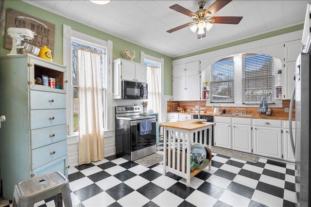 308 S Montgomery, Gilmer, TX 75645