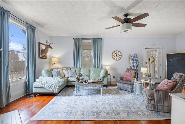 308 S Montgomery, Gilmer, TX 75645