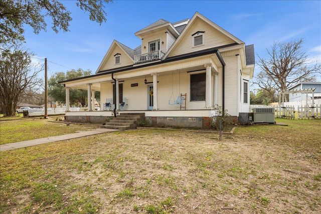 308 S Montgomery, Gilmer, TX 75645