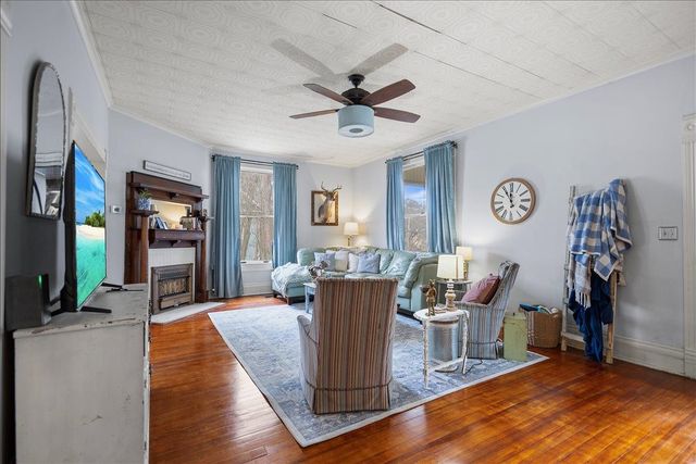 308 S Montgomery, Gilmer, TX 75645