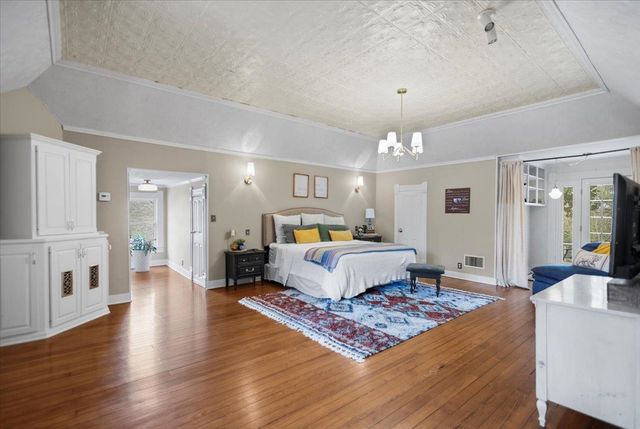 308 S Montgomery, Gilmer, TX 75645