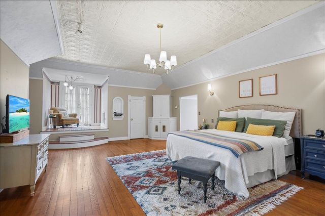 308 S Montgomery, Gilmer, TX 75645