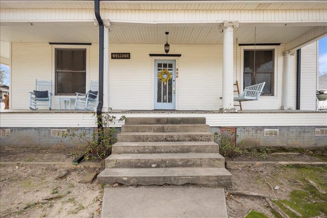 308 S Montgomery, Gilmer, TX 75645