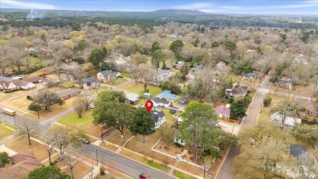 308 S Montgomery, Gilmer, TX 75645