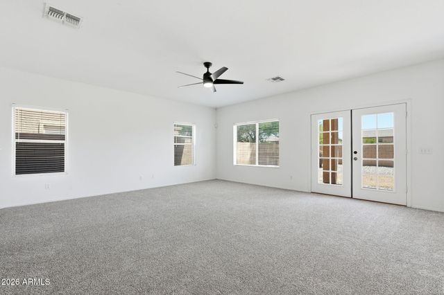 27989 N MUSCOVITE Drive, San Tan Valley, AZ 85143