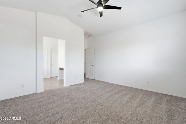 27989 N MUSCOVITE Drive, San Tan Valley, AZ 85143