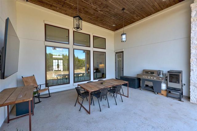 117 Idle SPUR, Liberty Hill, TX 78642