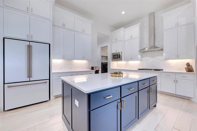 117 Idle SPUR, Liberty Hill, TX 78642