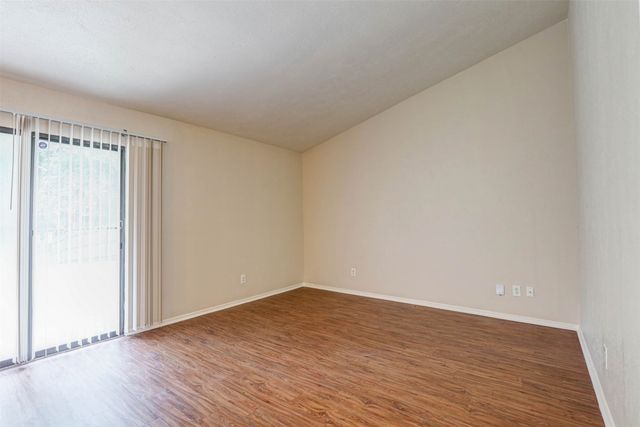620 Nora Lane, Desoto, TX 75115