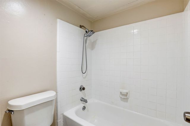 620 Nora Lane, Desoto, TX 75115