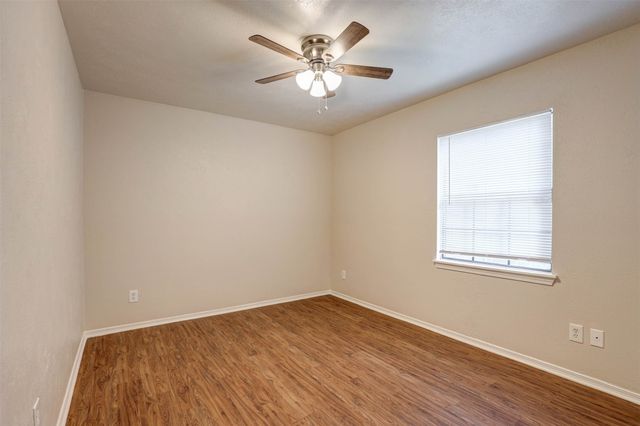 620 Nora Lane, Desoto, TX 75115