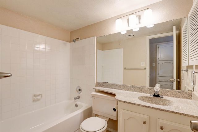 620 Nora Lane, Desoto, TX 75115
