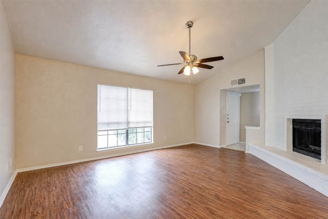 620 Nora Lane, Desoto, TX 75115