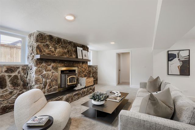 17100 W 16th Place W, Golden, CO 80401