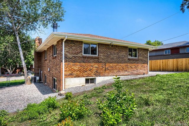 17100 W 16th Place W, Golden, CO 80401