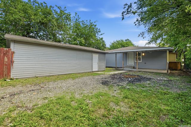 637 Gulf, San Antonio, TX 78202