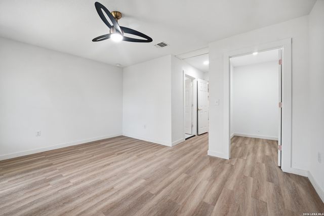 637 Gulf, San Antonio, TX 78202