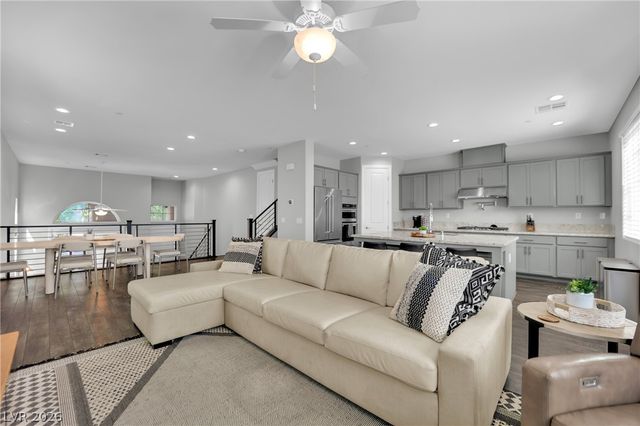 21 Via Di Vita, Henderson, NV 89011