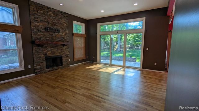 19691 Windridge Drive, Northville, MI 48167