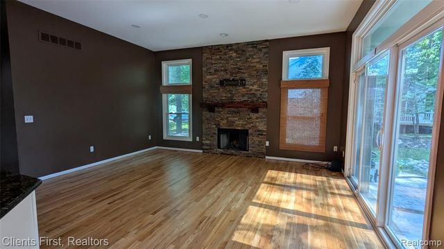 19691 Windridge Drive, Northville, MI 48167
