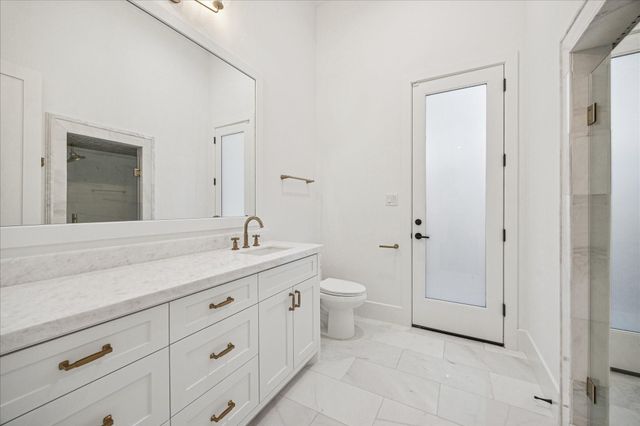 867 W 42nd Street, Houston, TX 77018