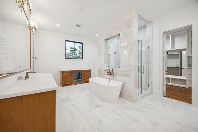 867 W 42nd Street, Houston, TX 77018