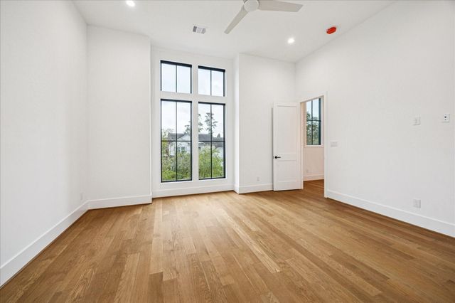 867 W 42nd Street, Houston, TX 77018