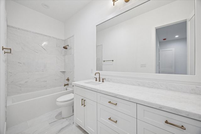 867 W 42nd Street, Houston, TX 77018