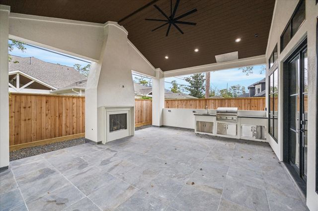 867 W 42nd Street, Houston, TX 77018