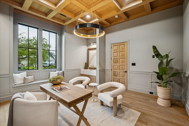 867 W 42nd Street, Houston, TX 77018