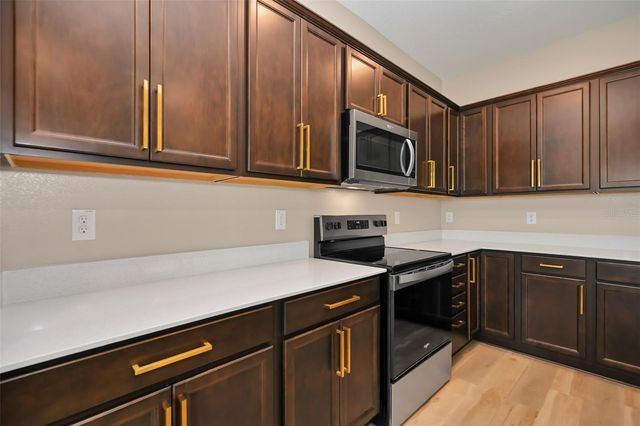 8348 SW 58TH LOOP, Ocala, FL 34481