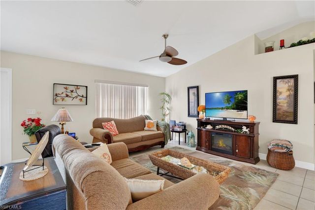 3820 SW 20th AVE, Cape Coral, FL 33914