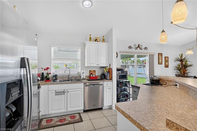 3820 SW 20th AVE, Cape Coral, FL 33914