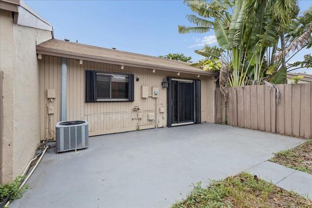 2062 SW 82ND Avenue, Davie, FL 33324
