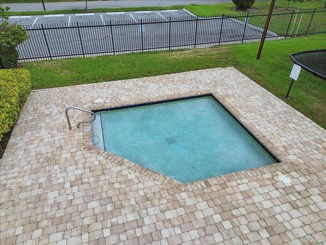 2062 SW 82ND Avenue, Davie, FL 33324