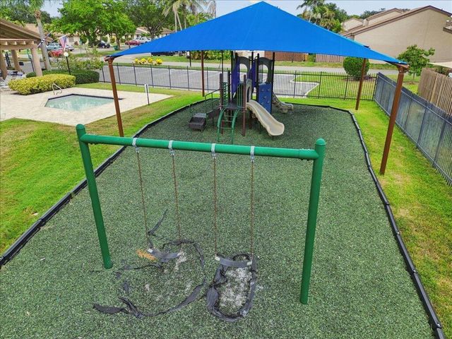 2062 SW 82ND Avenue, Davie, FL 33324